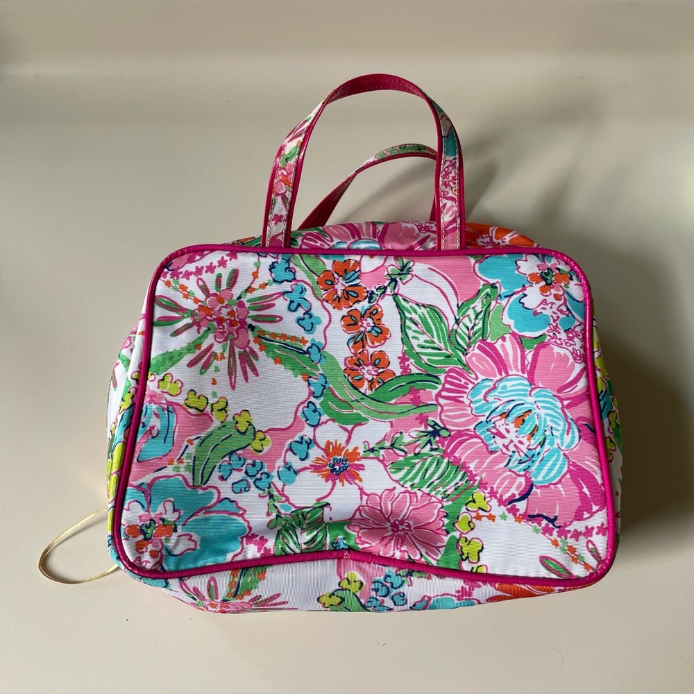 Lilly Pulitzer zip makeup bag in floral